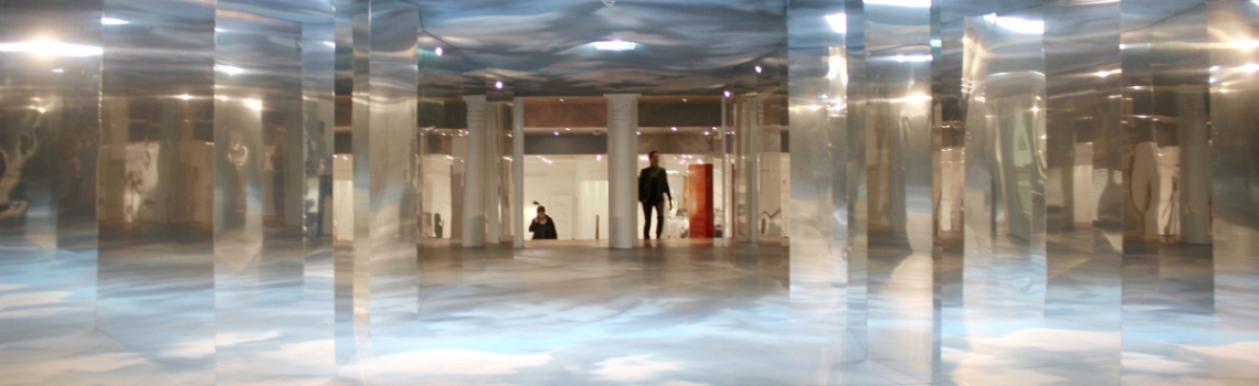 Scénographie Passerelle Dans Les Nuages