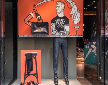 Du surréalisme en vitrine – Vitrines monde Berluti